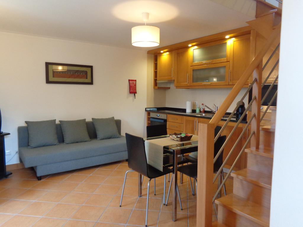 Oak Cottage Феррейра-ду-Зезере Екстер'єр фото
